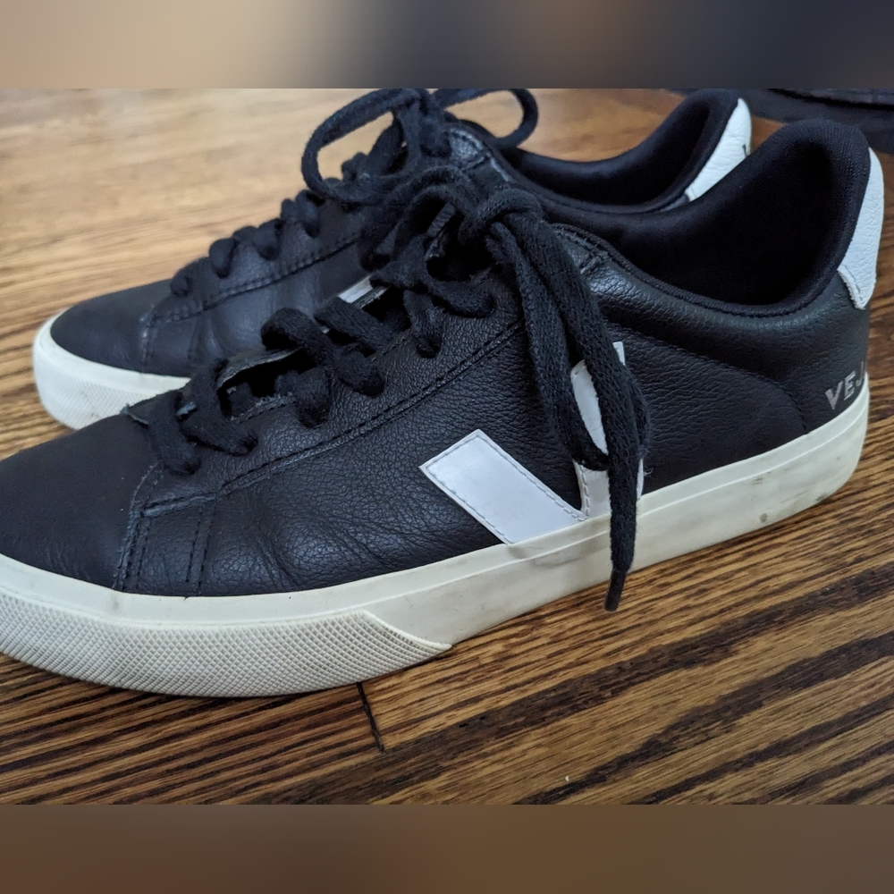 Veja Campo Sneaker size 40